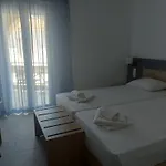 Karafelas * Skiathos stad