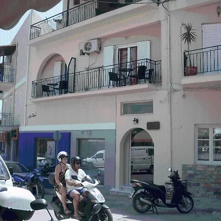 Karafelas * Skiathos stad