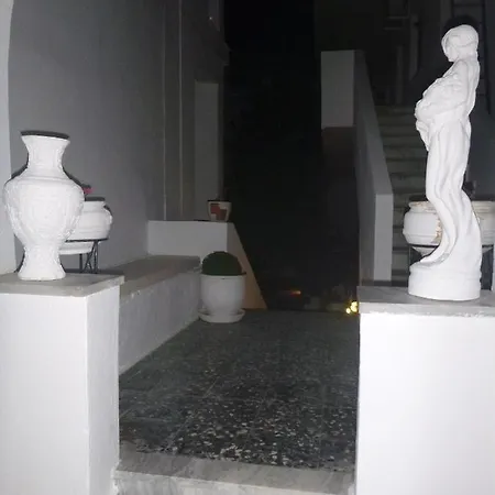 Karafelas * Skiathos Town