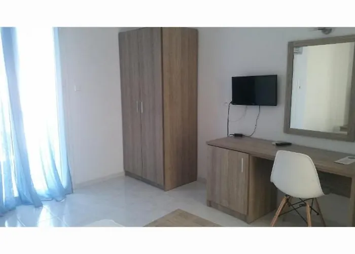 Karafelas Hotel Skiathos by